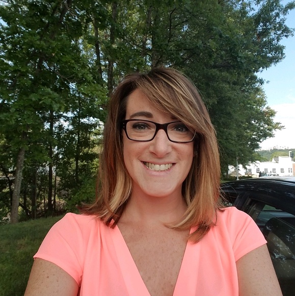 Meet the Posher Other - Meet your Posher, Nichole